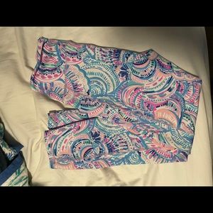 EUC Happy as a Claim High Rise MIDI Leggings